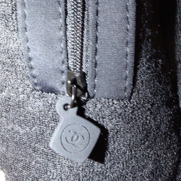 Chanel Beauté 3 piece Cosmetic Case Set - Picture 5 of 9